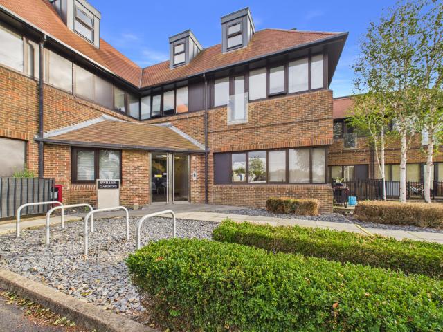 apartment in Oxford Road, Stokenchurch, Buckinghamshire
