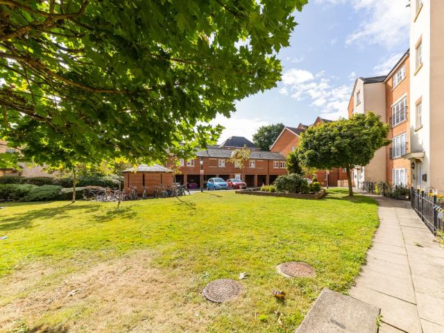 apartment in Oxfordshire, Wantage, OX12 9NZ