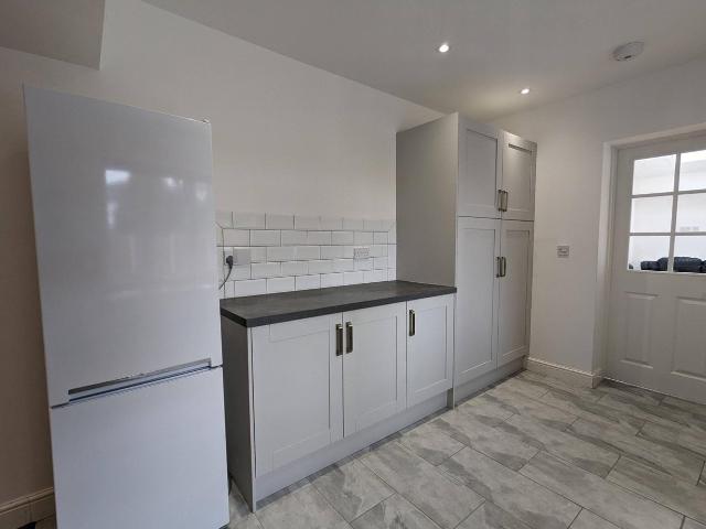 apartment in Longmore Road