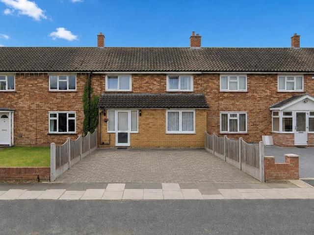 Apartment In Longhouse Road, Grays Rm16