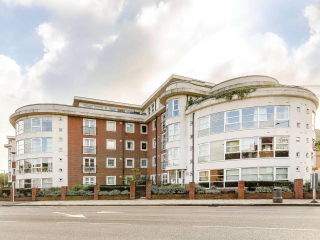 apartment in London Road