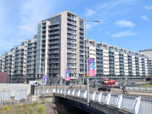 apartment in Lancefield Quay, Finnieston, Glasgow, G3