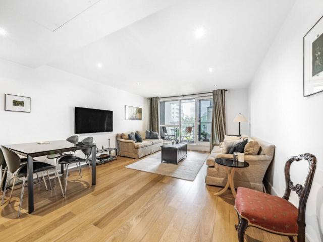 apartment in Lensbury Avenue, Fulham, SW6