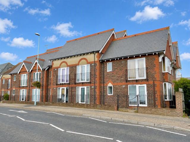 apartment in Little High Street, Worthing, BN11