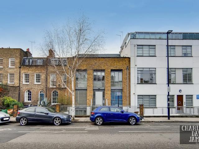 apartment in Liverpool Road, Angel