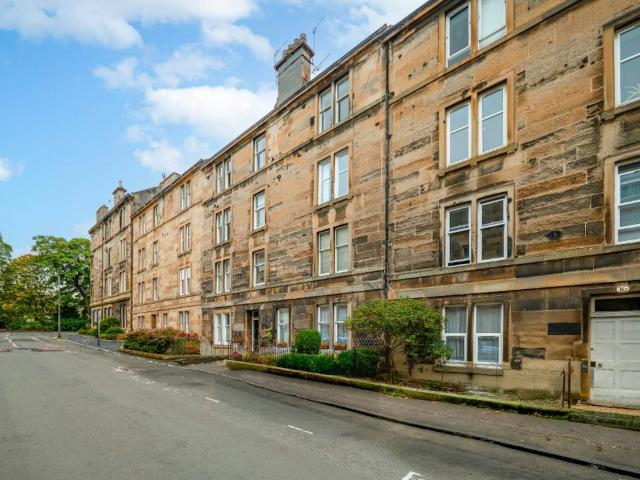 apartment in Livingstone Place, Flat 7 Marchmont, Edinburgh, EH9