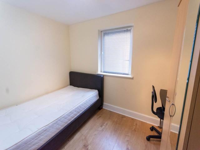 apartment in Llanbleddian Gardens, Cathays, Cardiff