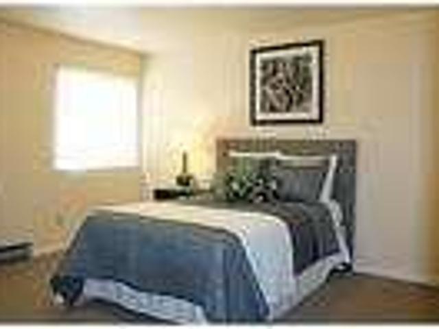 Apartment in move in condition in Whitewater. Pet OK!
