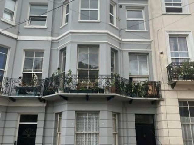 apartment in Magdalen Road