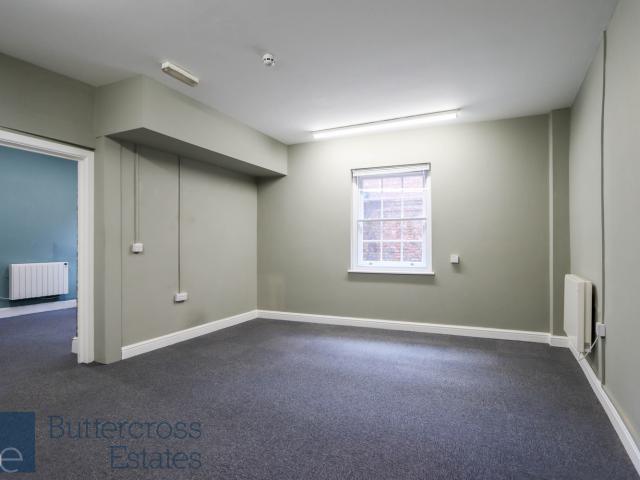 apartment in Middle Gate, Newark