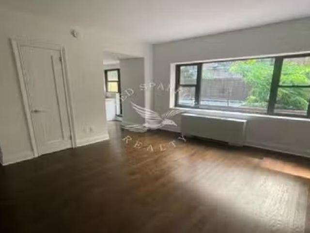 Apartment in Midtown East