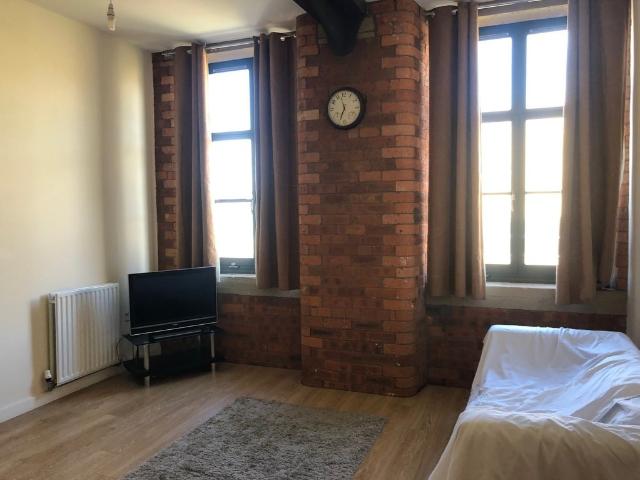 apartment in Mill Street, Bradford