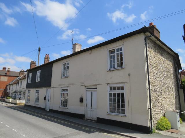 apartment in North Street Wilton, Salisbury