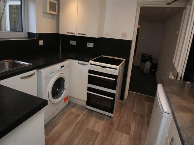 apartment in North Road, St Andrews, Bristol, BS6 5AH Abode