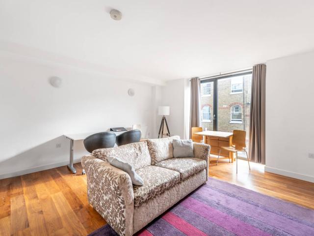 apartment in Northington Street