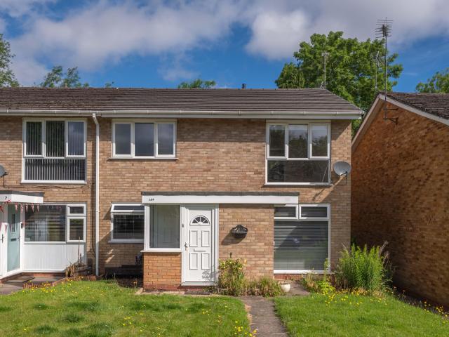 apartment in Nethercote Gardens