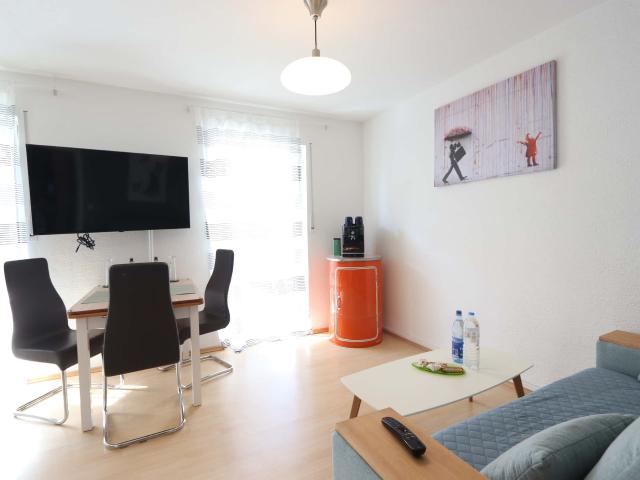 Apartment in Neukelsterbacher Straße, Kelsterbach for 60 m² with 2 bedrooms