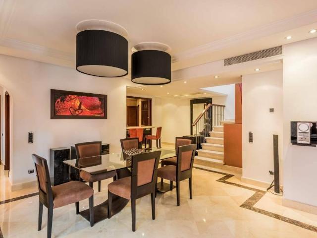 Apartment in New Golden Mile