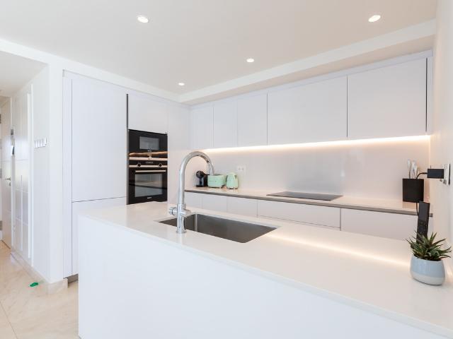 Apartment in Nueva Andalucía, Costa del Sol