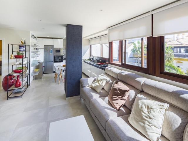 Apartment in Nueva Andalucía, Costa del Sol