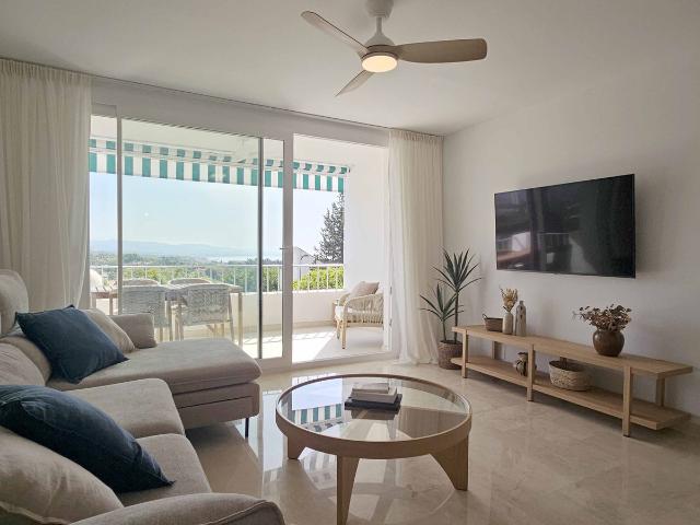 Apartment in Nueva Andalucía, Costa del Sol