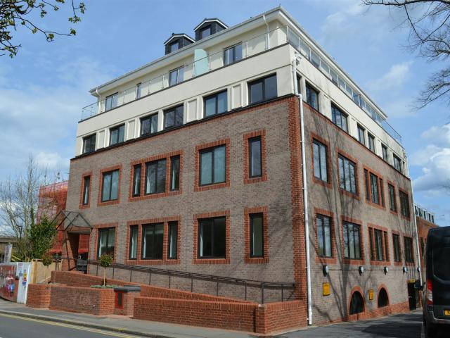 apartment in South Street, Epsom