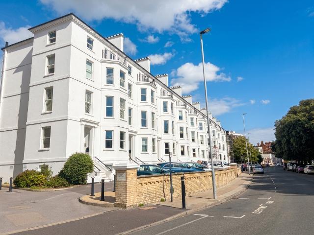 apartment in Southsea Terrace, Southsea, PO5