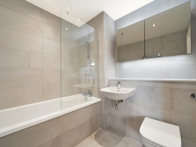 apartment in Sadlers Place, Birmingham, B5 6EG