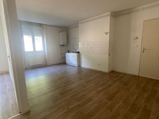 apartment in SAINT GENEST LERPT