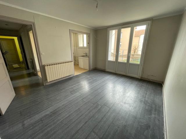 apartment in SAINT ETIENNE
