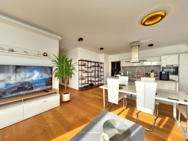 Apartment in Schönstraße, Frankfurt am Main for 65 m² with 2 bedrooms