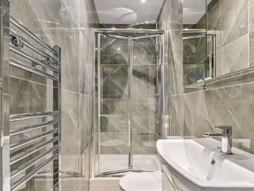 apartment in Seely Road
