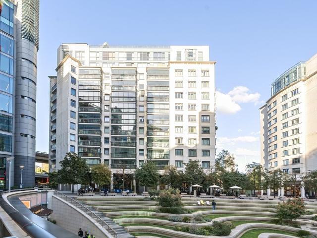 apartment in Sheldon Square