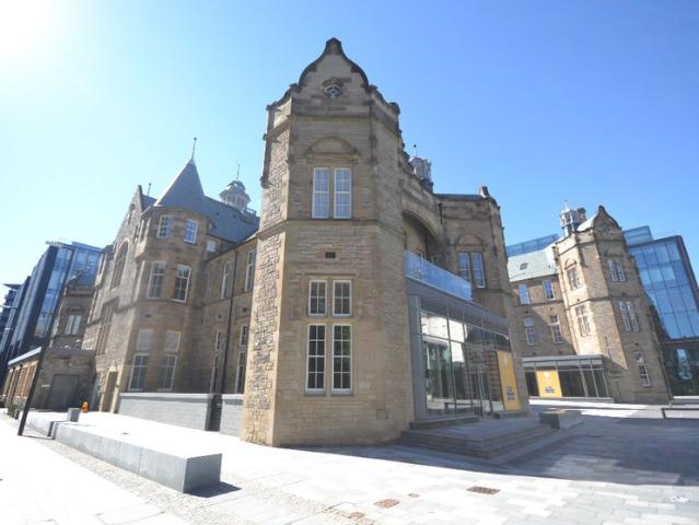 apartment in Simpson Loan, Central, Edinburgh, EH3 9GP
