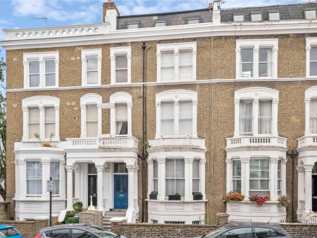 apartment in Sinclair Road,, W14