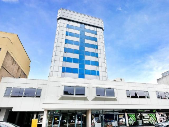apartment in Skyline High Street