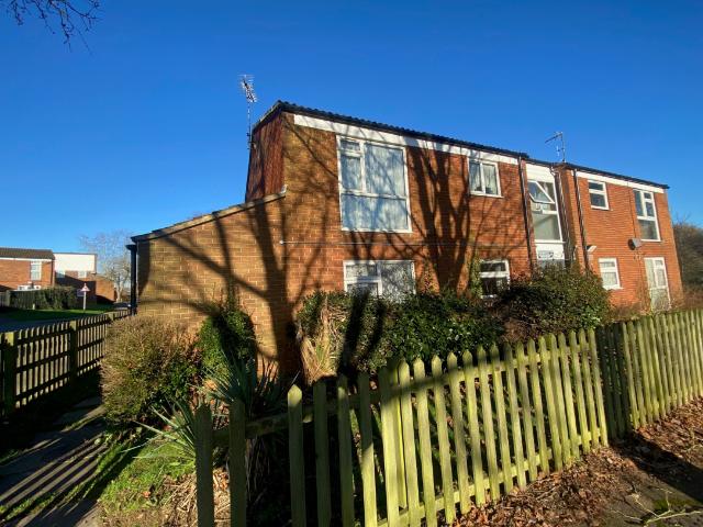apartment in Skipton Close, SG1
