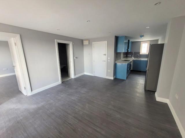 apartment in Slough High Street