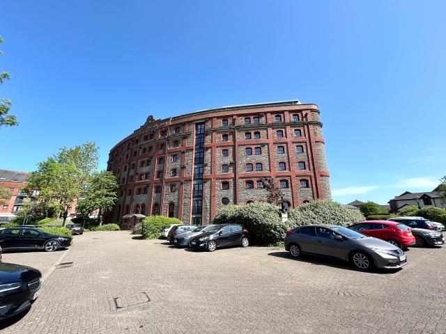 apartment in Spillers Bakers, Llansannor Drive
