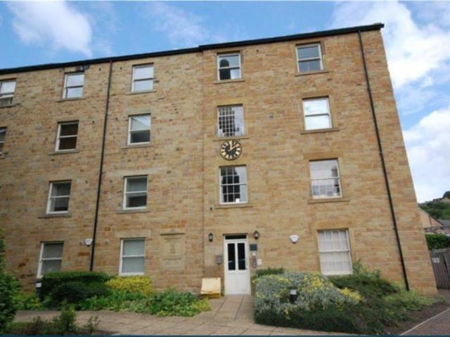 apartment in Spinners House, Textile Street, Dewsbury
