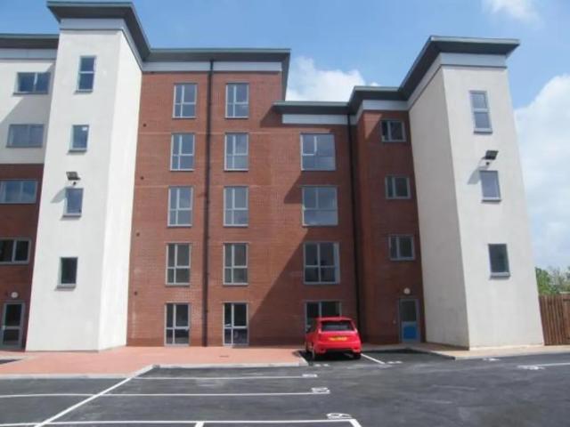 apartment in St Crispins Court, Mansfield