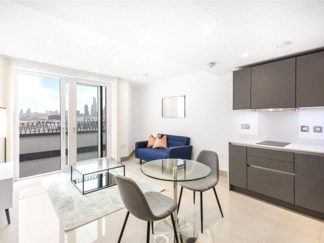 apartment in St George's Circus