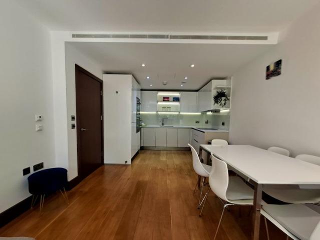 Apartment in St Dunstans House. Chancery Lane