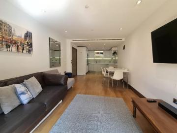 Apartment in St Dunstans House. Chancery Lane