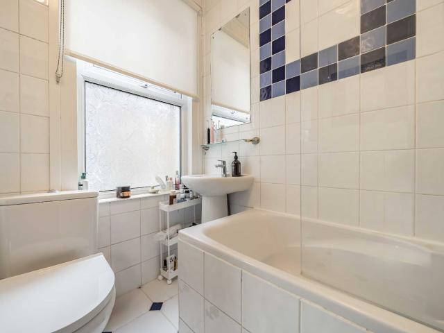 apartment in St. Elmo Road, Shepherds Bush, W12