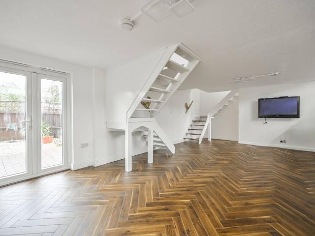 apartment in St Johns Road