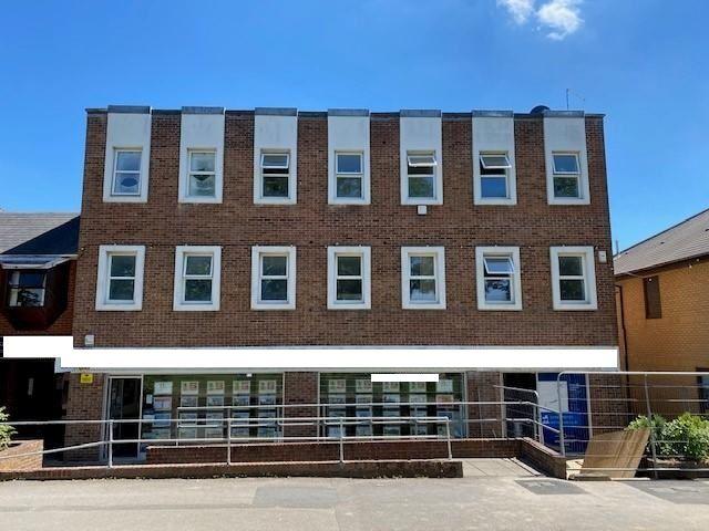 apartment in St. Johns Road, SO30