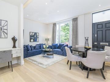 apartment in St. Stephen’s Gardens, W2