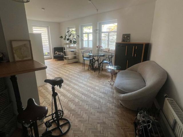 Apartment in Stadtwaldgürtel, Köln for 25 m²