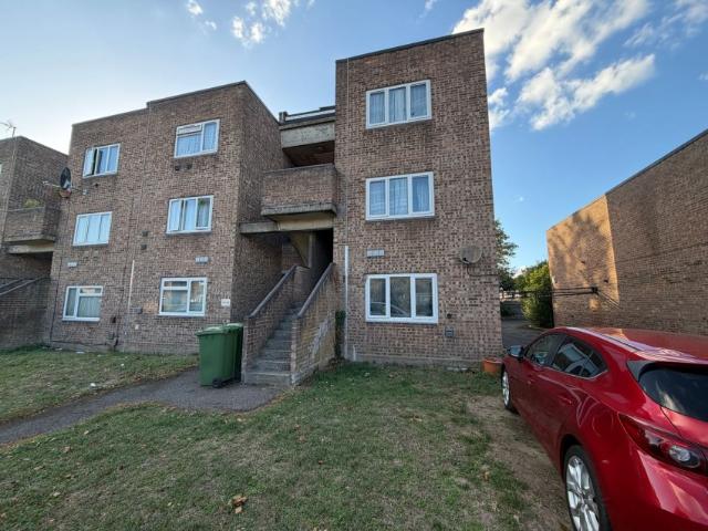 apartment in Stanwell, Staines upon Thames, Surrey